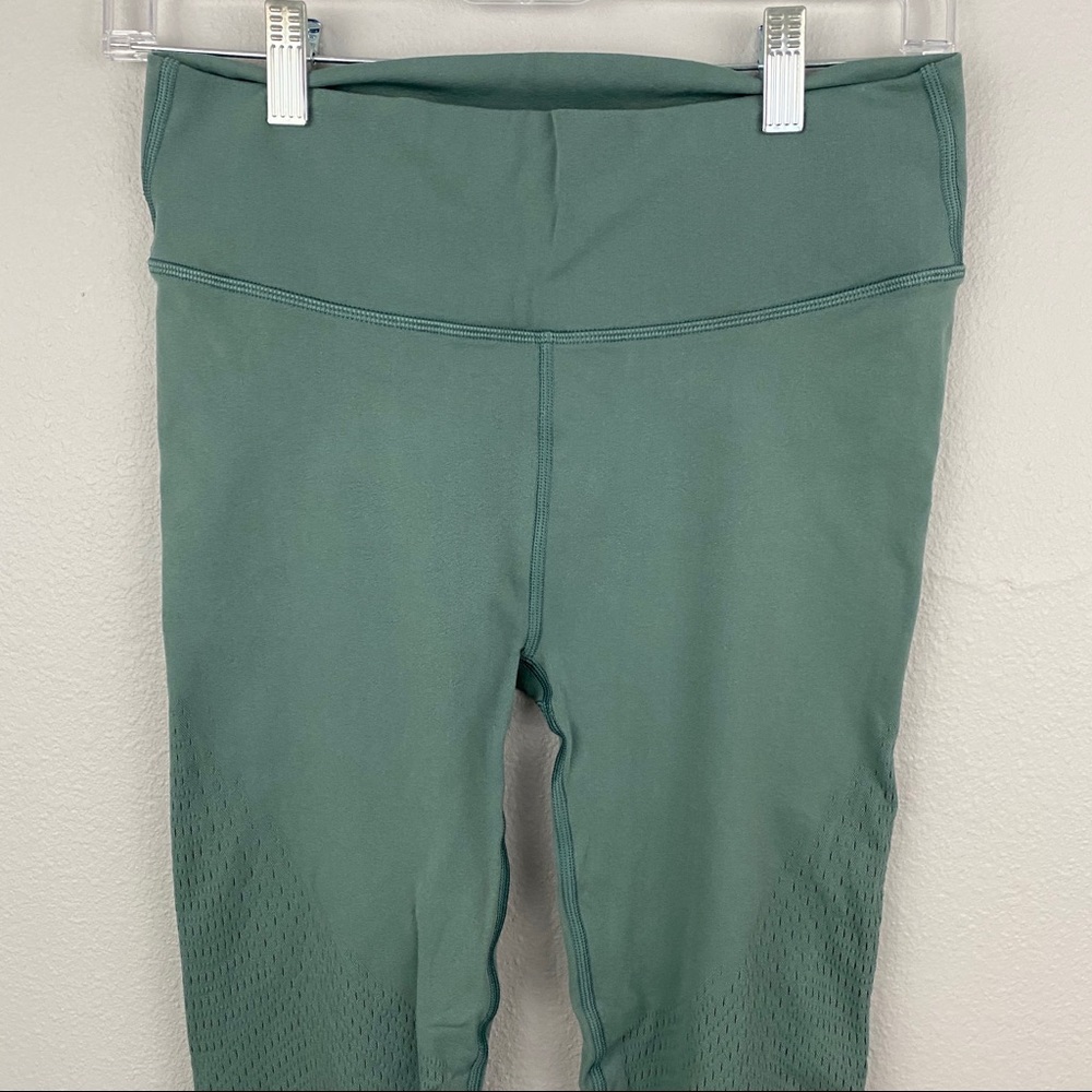 Lululemon • NWOT Green Reveal 25” - Picture 2 of 7